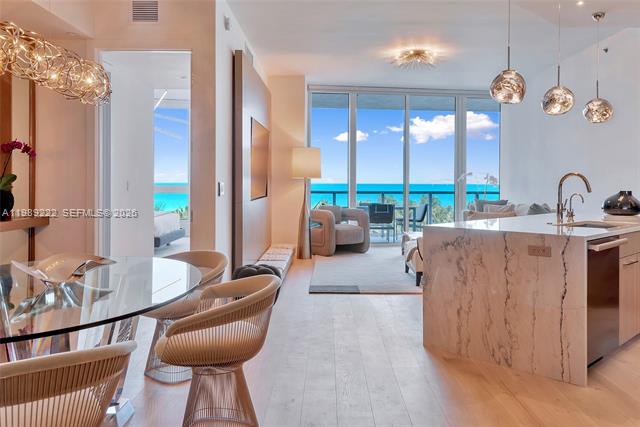 Continuum South Beach: Oceanfront Luxury 2BR