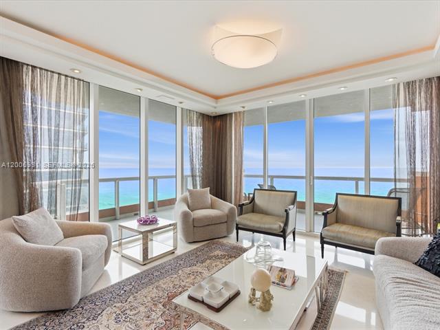 Acqualina Corner Unit: Ocean & Intracoastal Views