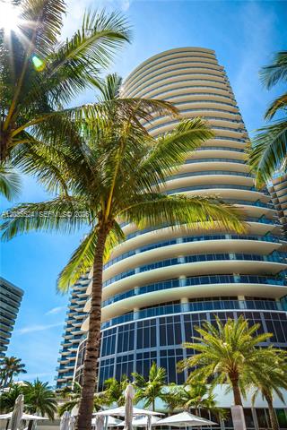 St. Regis Bal Harbour: Ocean Views, 3 Terraces photo 2