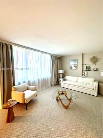 Renovated Oceanfront Roney Palace Miami Beach photo 2