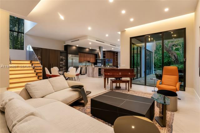 Modern Coconut Grove Home With Pool & Spa photo 2