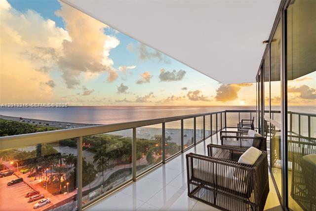 Setai Oceanfront 4BR With Panoramic Views photo 3