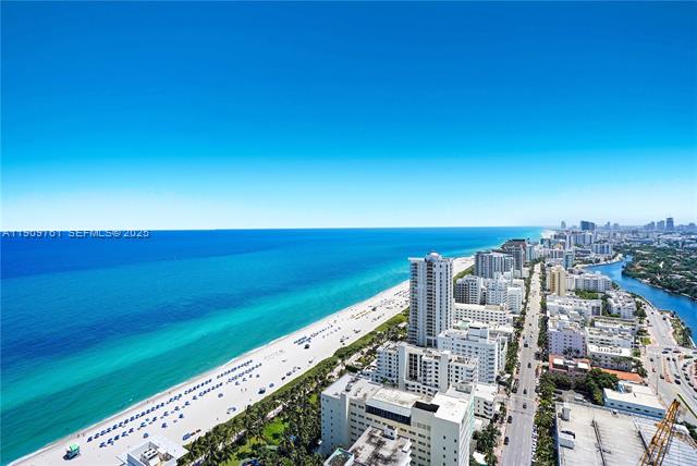 Fontainebleau II 37th Floor Penthouse Pool photo 3
