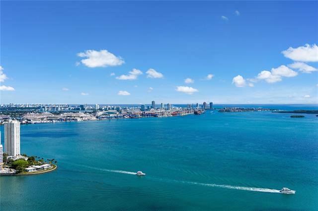Skyline Views at The Jade Brickell, 4BR/4.5BA photo 3