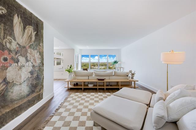 Blair House MiMo Icon With Intracoastal Views — photo 2