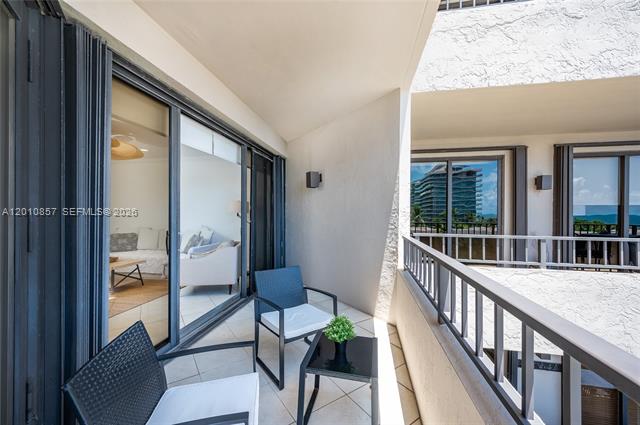 Oceanfront Key Colony Sunrise Views With Beach Access photo 3