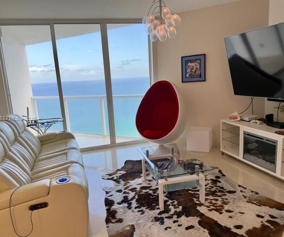 Ocean-View La Perla Condo, Sunny Isles Beach photo 2