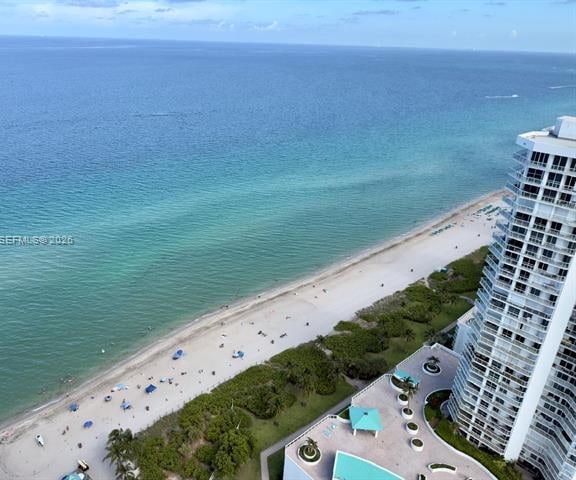 Ocean-View La Perla Condo, Sunny Isles Beach