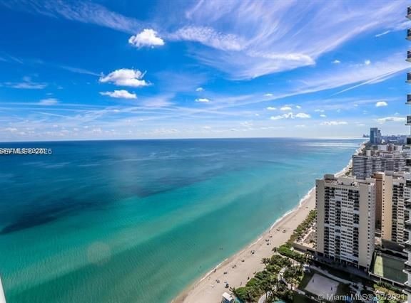 Beach Club 37th Floor Ocean View Condo photo 3