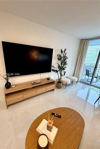 Madison Downtown: Renovated City View Retreat photo 3