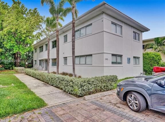 Renovated South Beach Bay Front 1BR photo 3