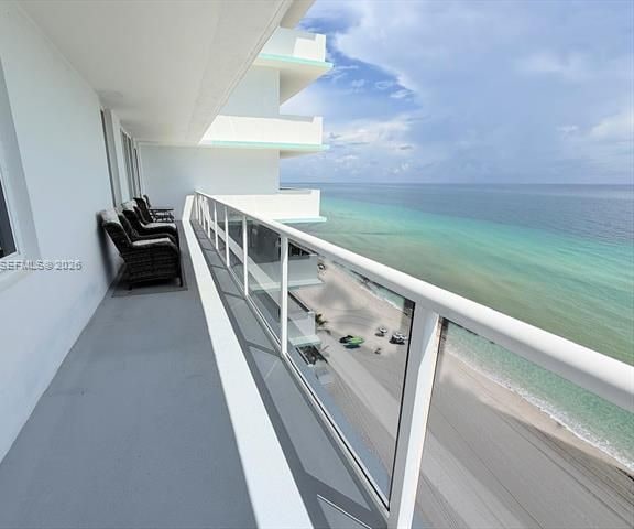 Sea Air Towers Oceanfront 2BR Condo photo 3