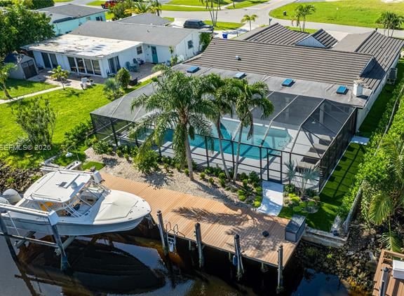 Luxury Waterfront 4BR With Pool & Private Dock