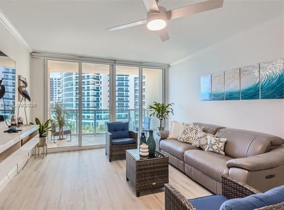 Remodeled Oceanfront 1BR, Pool & Beach Access photo 2