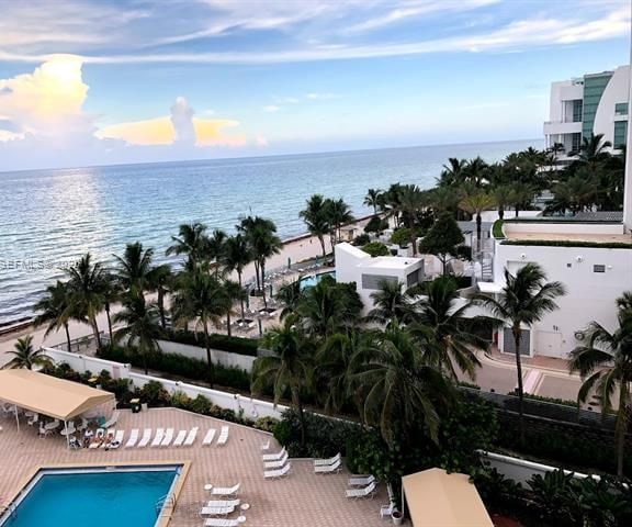 Oceanfront 1BR With Private Beach Access