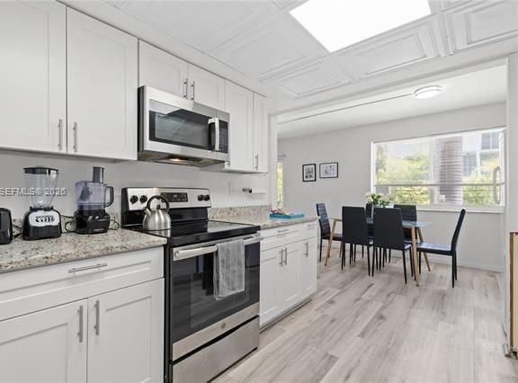 Renovated South Beach 2BR With Wine Bar photo 3