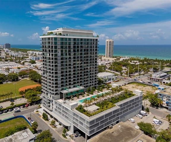 72 Park Corner With Ocean & City Views photo 3