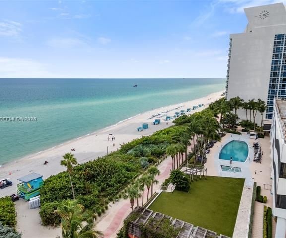 Carillon Oceanfront: Wellness Resort Living