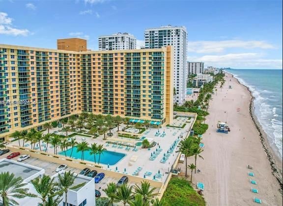 Wave Penthouse With Intracoastal Views