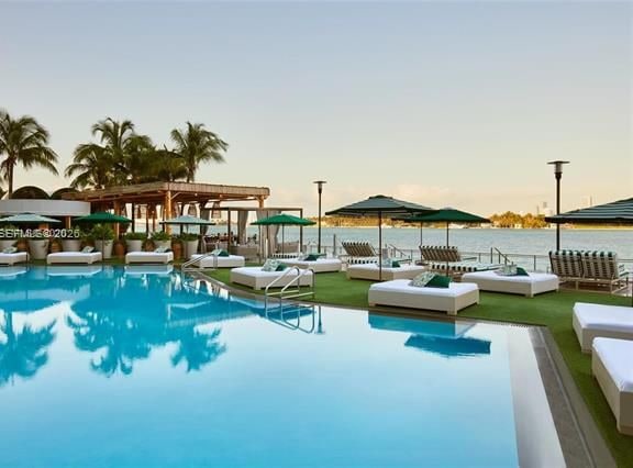 Mondrian South Beach Studio With Skyline Views