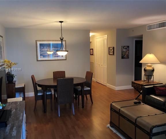 Oceanfront Carlisle Condo In Surfside