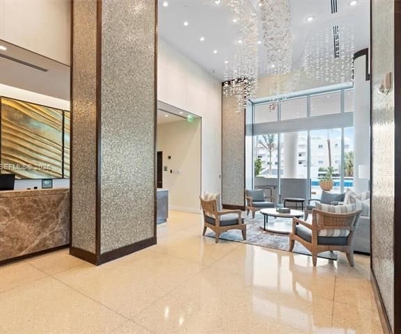 Carillon Miami Beach: Garden View, South Tower photo 3