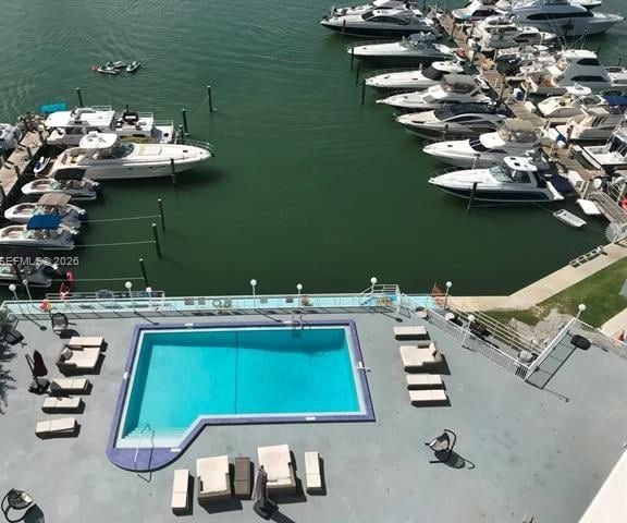 Waterfront Studio With Sunset Views & Dock Access — photo 2