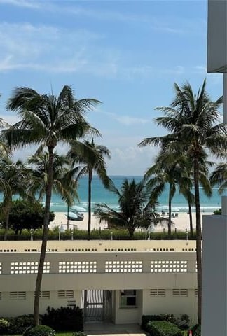 Triton Tower Ocean View With Spacious Balcony
