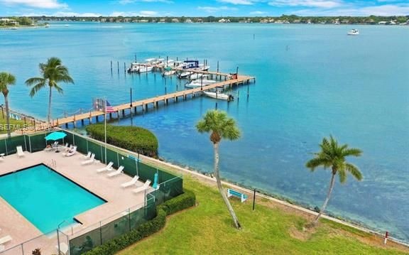 Jupiter Plantation Townhome With Dock & Lighthouse Views