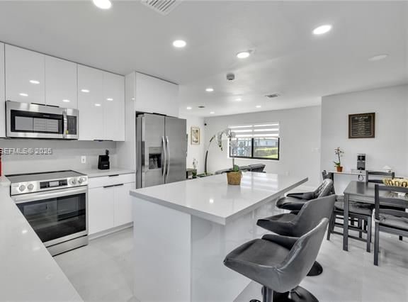 Calvert Manors: Furnished 3BR With Private Suite