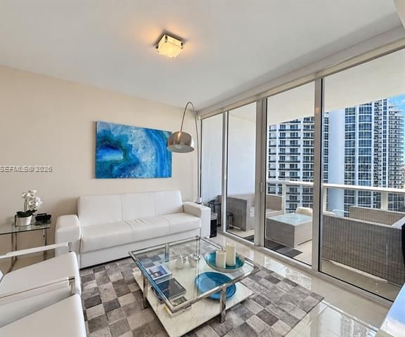 Trump Royale Intracoastal Views, Furnished 1BR