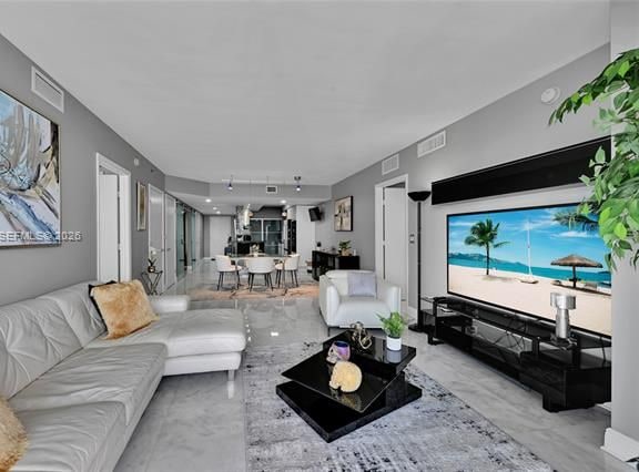 Renovated Intracoastal Condo With Resort Amenities