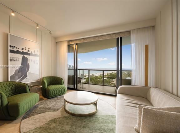 Bright 11th-Floor Studio With Water Views