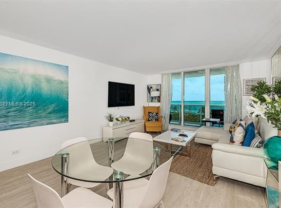 Roney Palace Junior 2BR With Ocean Views — photo 2
