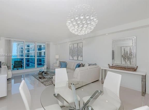 Roney Palace Oceanfront With 1 Hotel Access photo 3