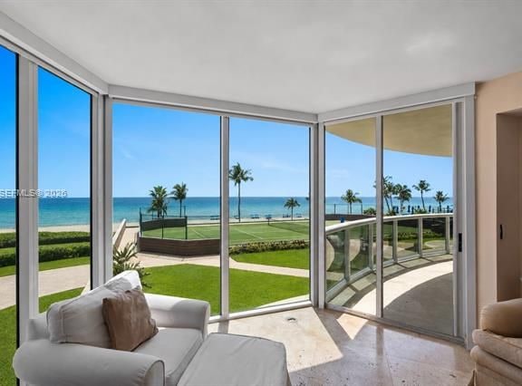 The Pinnacle Oceanfront Corner Unit 308