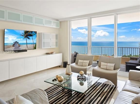 Ocean Club Sunrise & Sunset Views, 2BR
