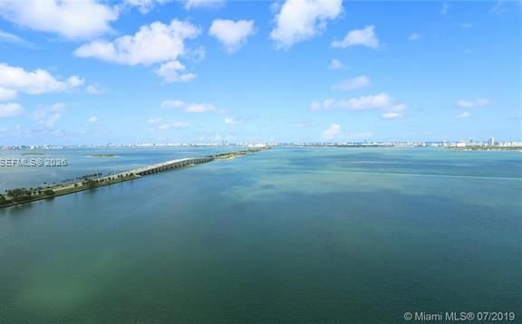 One Paraiso: Bay & Downtown Views