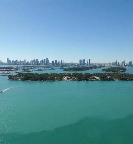 One Paraiso: Bay & Downtown Views photo 2