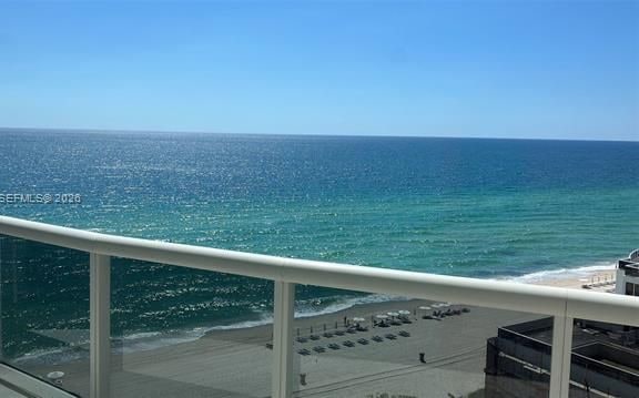 Trump Tower I Oceanfront Luxury Seasonal Rental