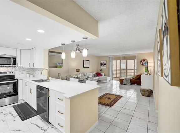Meadowbrook Lakes: Lake View, Pool & Beach Near photo 2