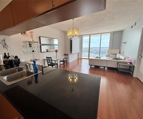 Opera Tower Waterfront 1BR Miami photo 3