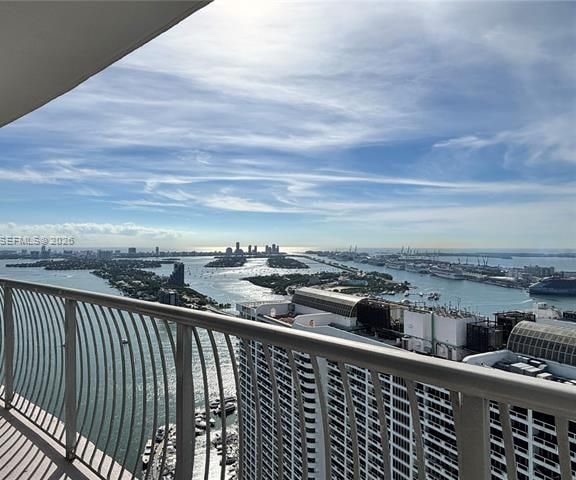 Opera Tower Waterfront 1BR Miami