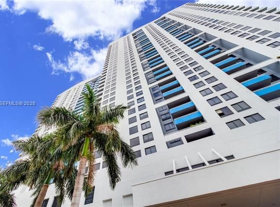 Renovated Corner 2BR, Ocean & Bay Views, Waverly