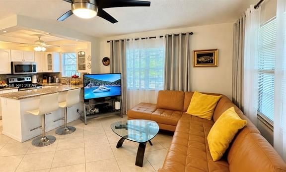 Renovated Corner 1BR At Century Village — photo 2