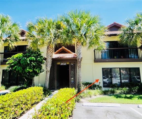 Updated Condo At Pga National Golf Course