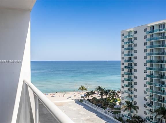Sea Air Towers: High-Floor Ocean View 1BR