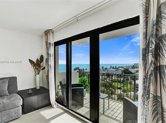 Newly Renovated Oceanfront 2BR At The Summit — photo 2