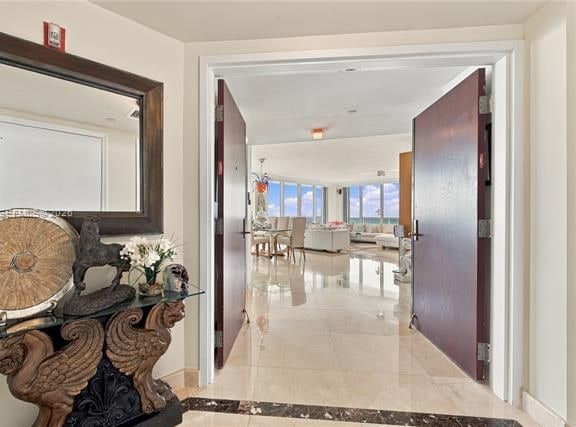 Solimar Corner Oceanfront With Wrap Balcony