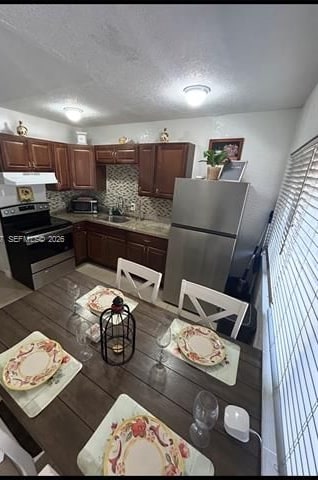 Private Backyard Duplex, No HOA, Near Airport — photo 2